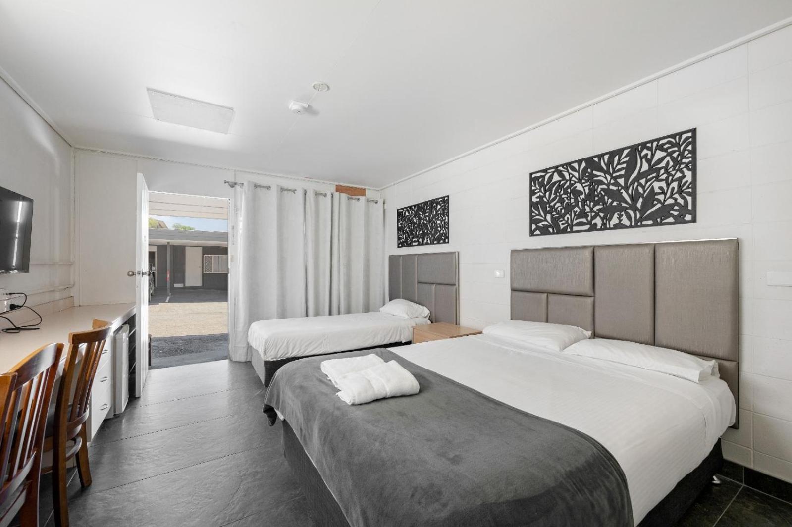 Gladstone Cbd Motel Esterno foto