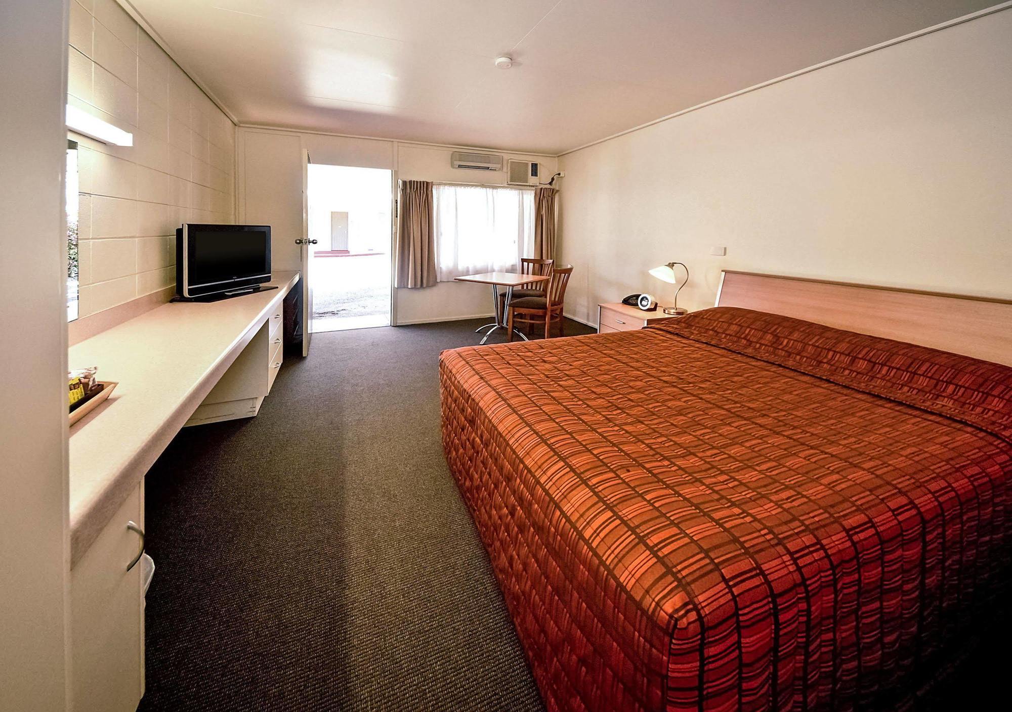 Gladstone Cbd Motel Esterno foto